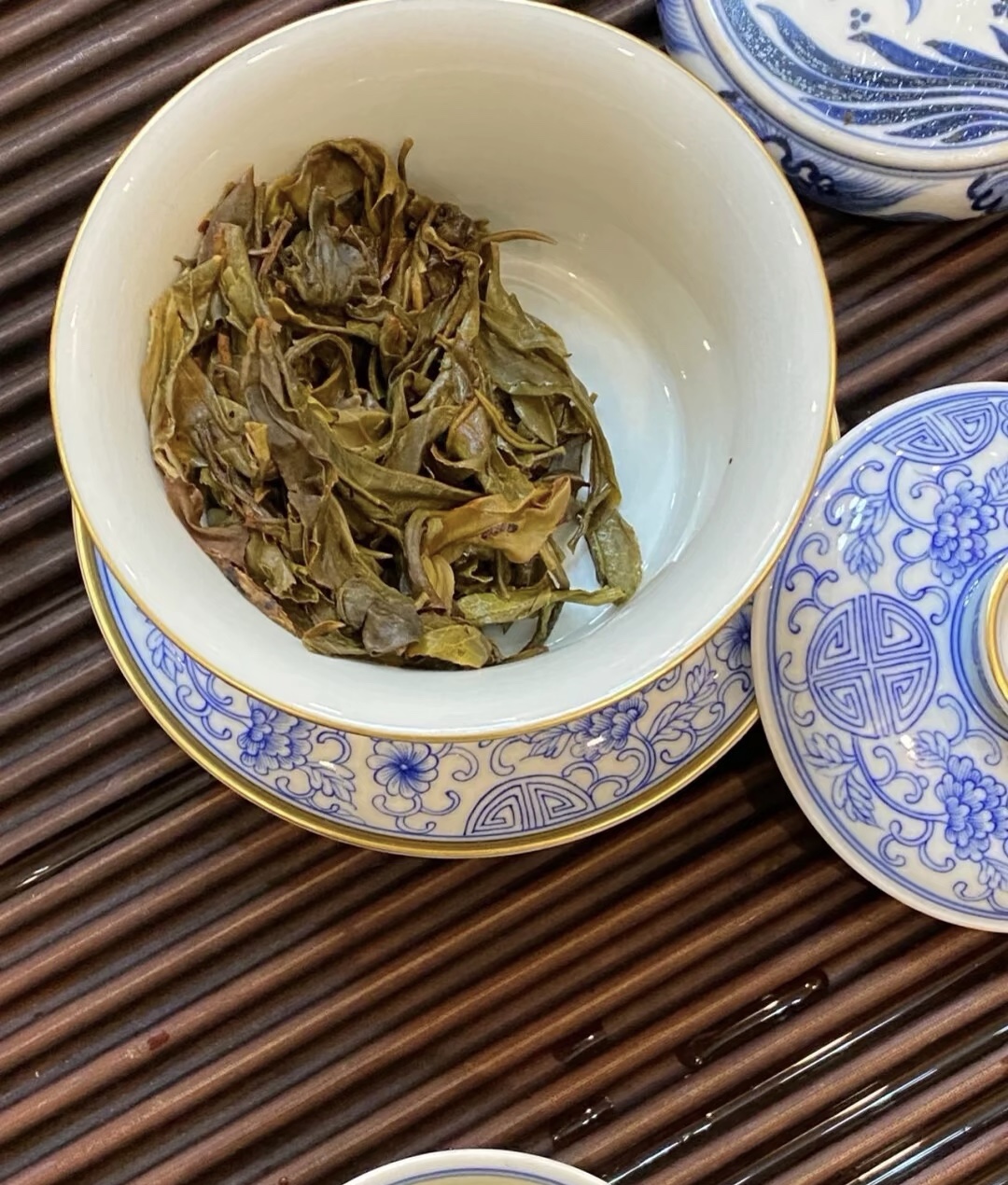 茶能静心，水能清尘，用心品茶，则尘埃不惹 配图3