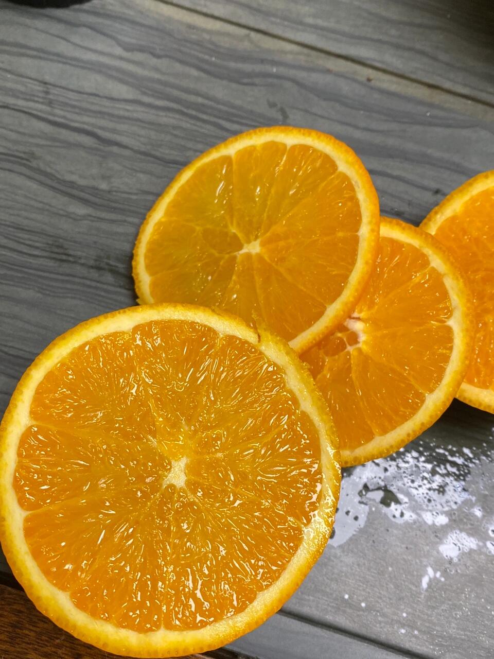 🍊美味正当季～ #带叶伦晚橙 🍊 这款真 配图2