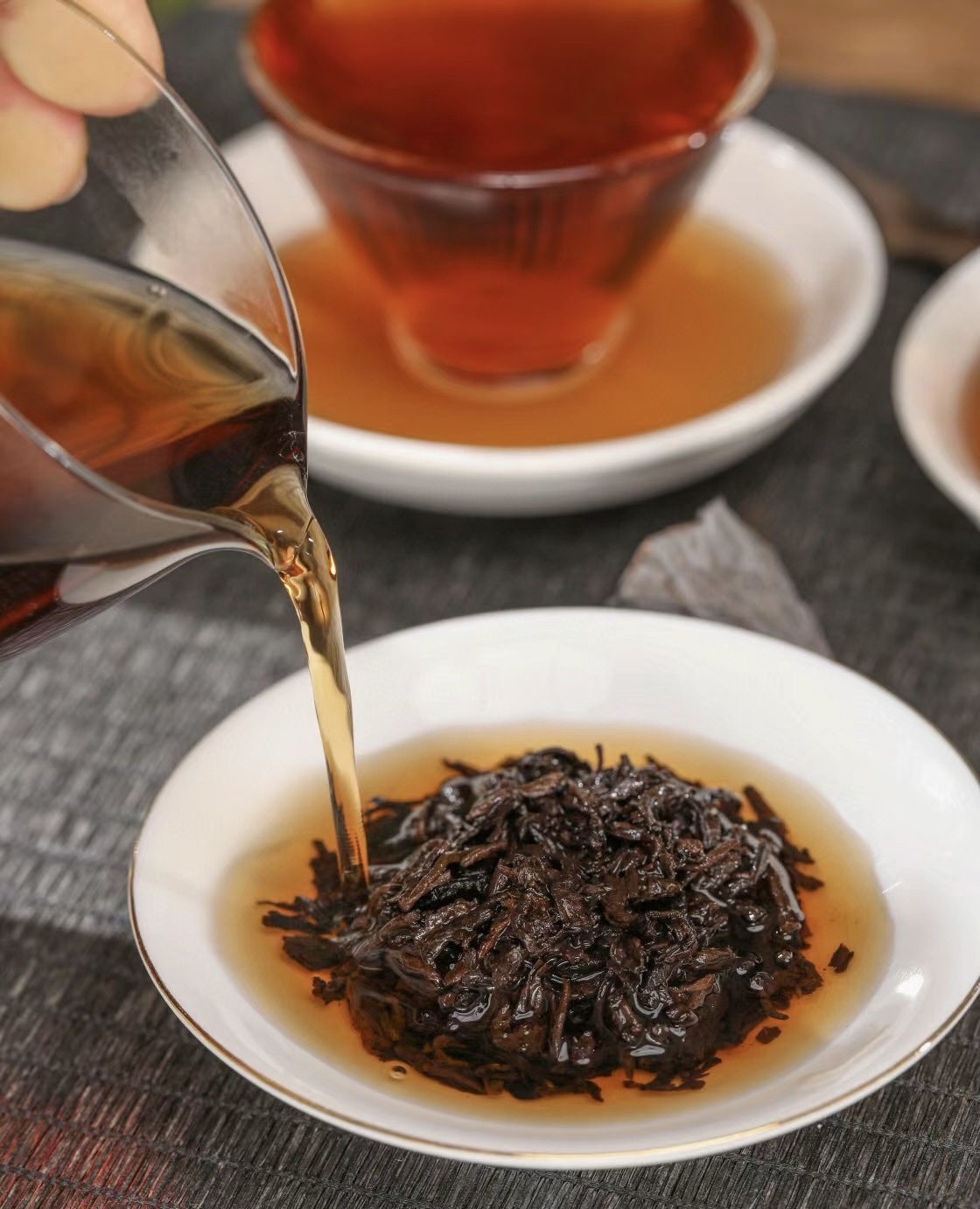 我的荼杯里不只是茶，还有深深的不羁洒脱。 配图2