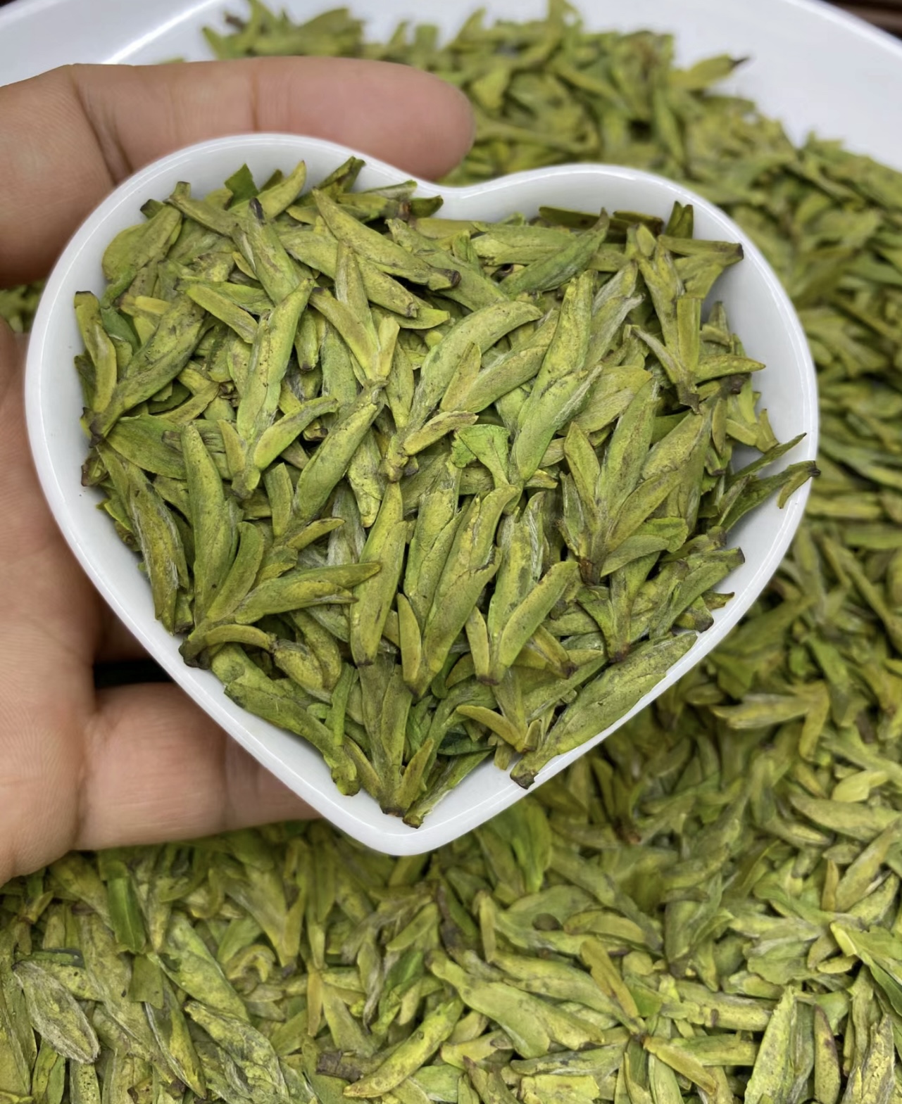 人间向暖，万物逢春 一程春暖花开，一路春 配图2