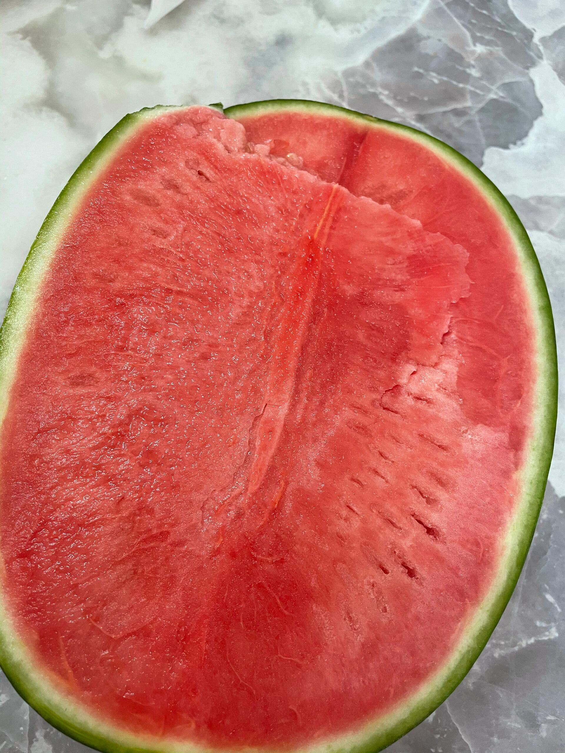 无籽麒麟西瓜来啦📢 瓜如其名，瓜瓤饱满🍉 配图2