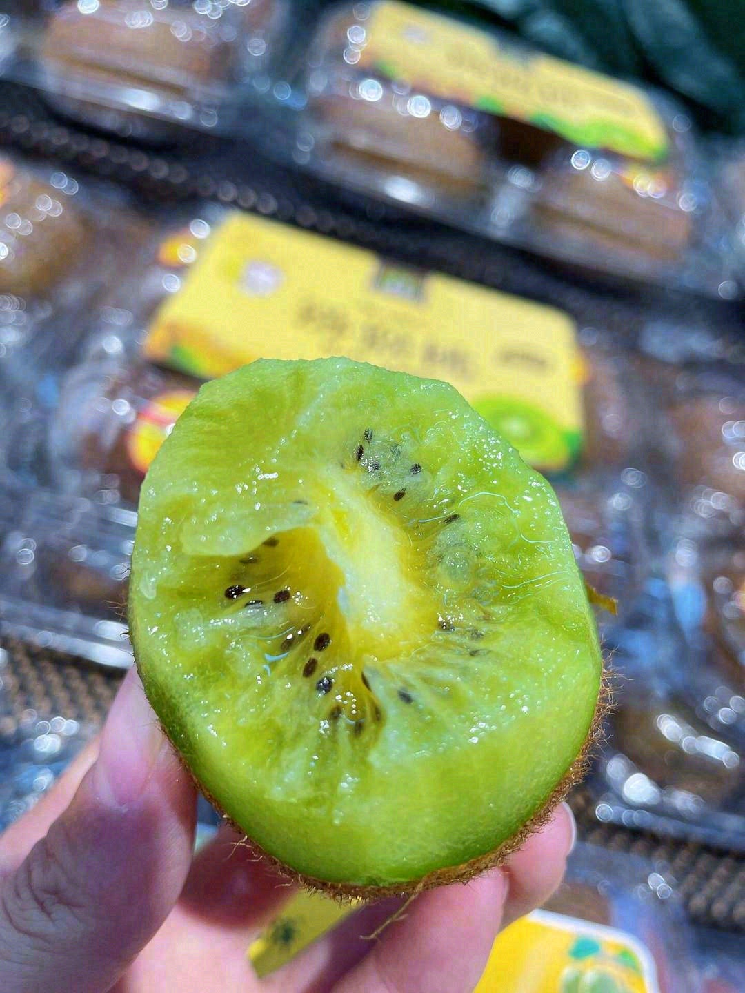 🥝口感直接对标佳沛金果👍 果肉细嫩，汁水 配图2