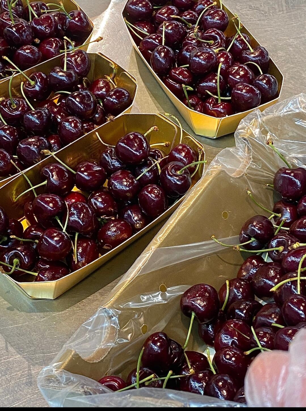 🍒又到了狂吃车厘子的时候~😘总有人会捧着 配图3