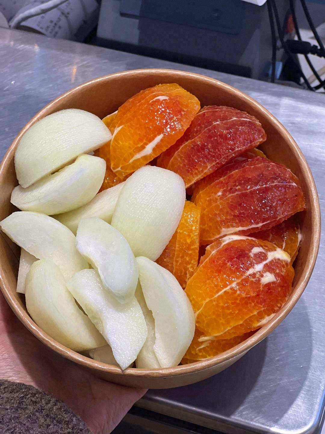 周三小周末，调剂一下🤟 吃个果切，让周五 配图2