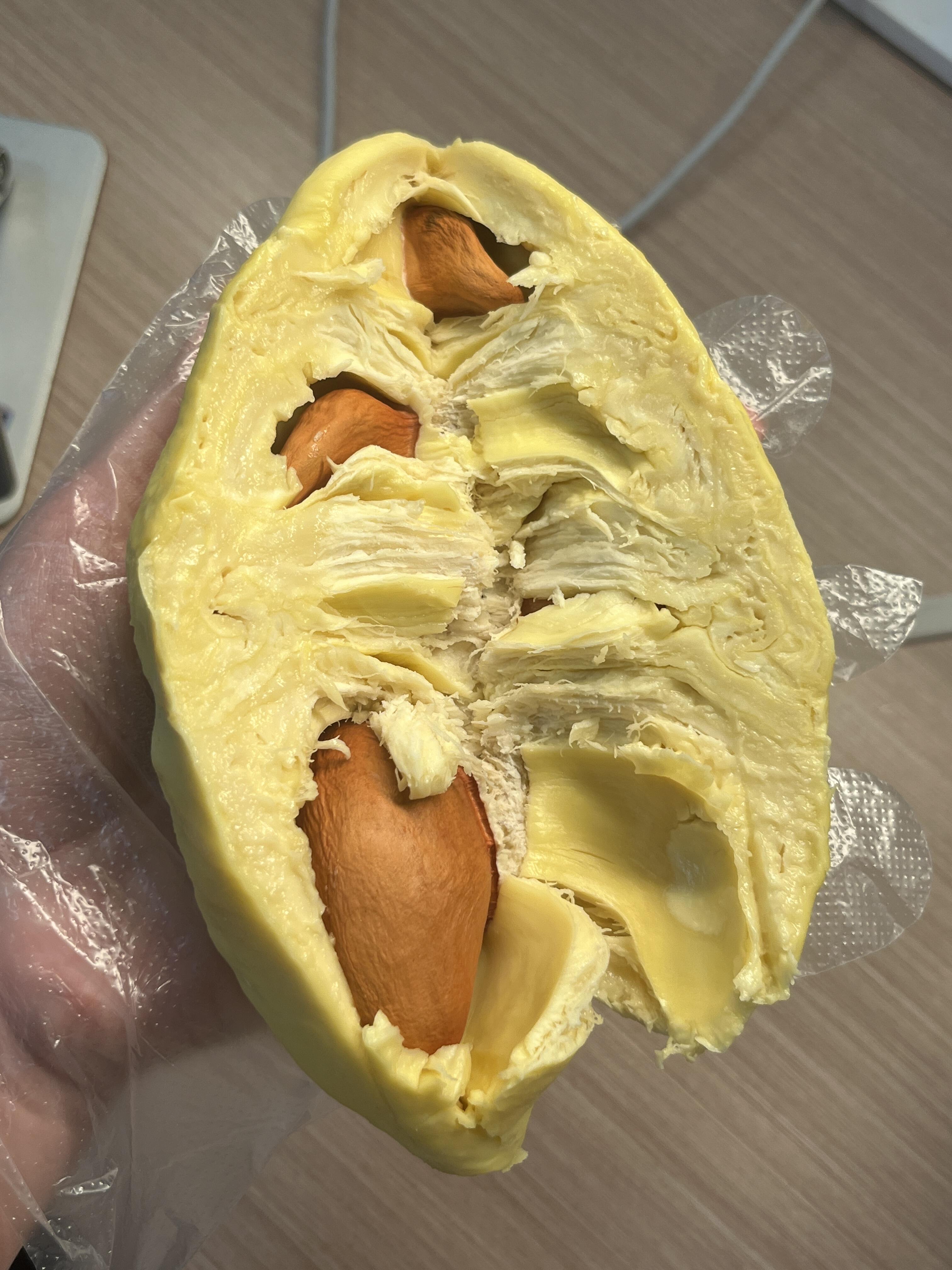 金枕榴莲是爱吃者的真爱👏👏 入口柔滑香甜 配图1