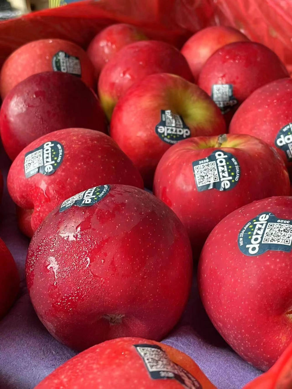 来自新西兰🇳🇿Dazzle丹烁苹果🍎 颜 配图3