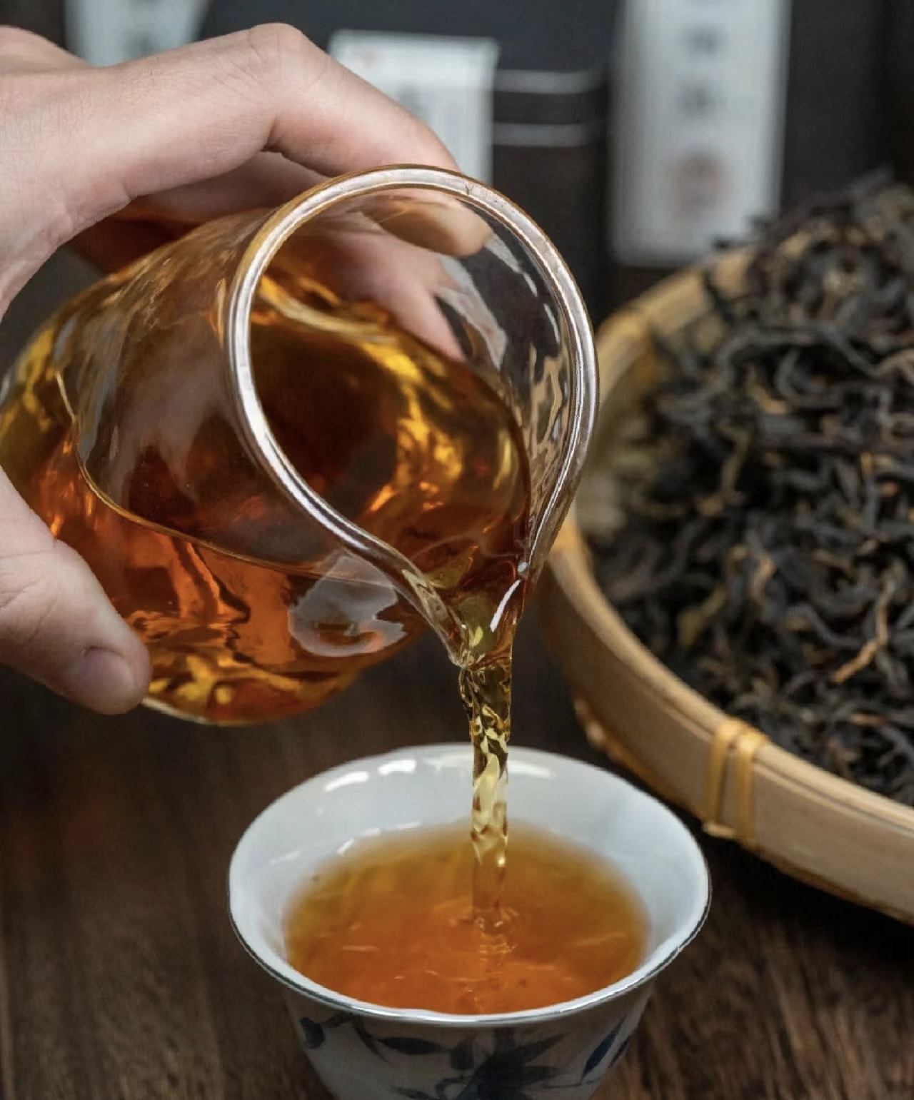 茶，是生活的诗意。我们的茶叶，品质卓越， 配图1