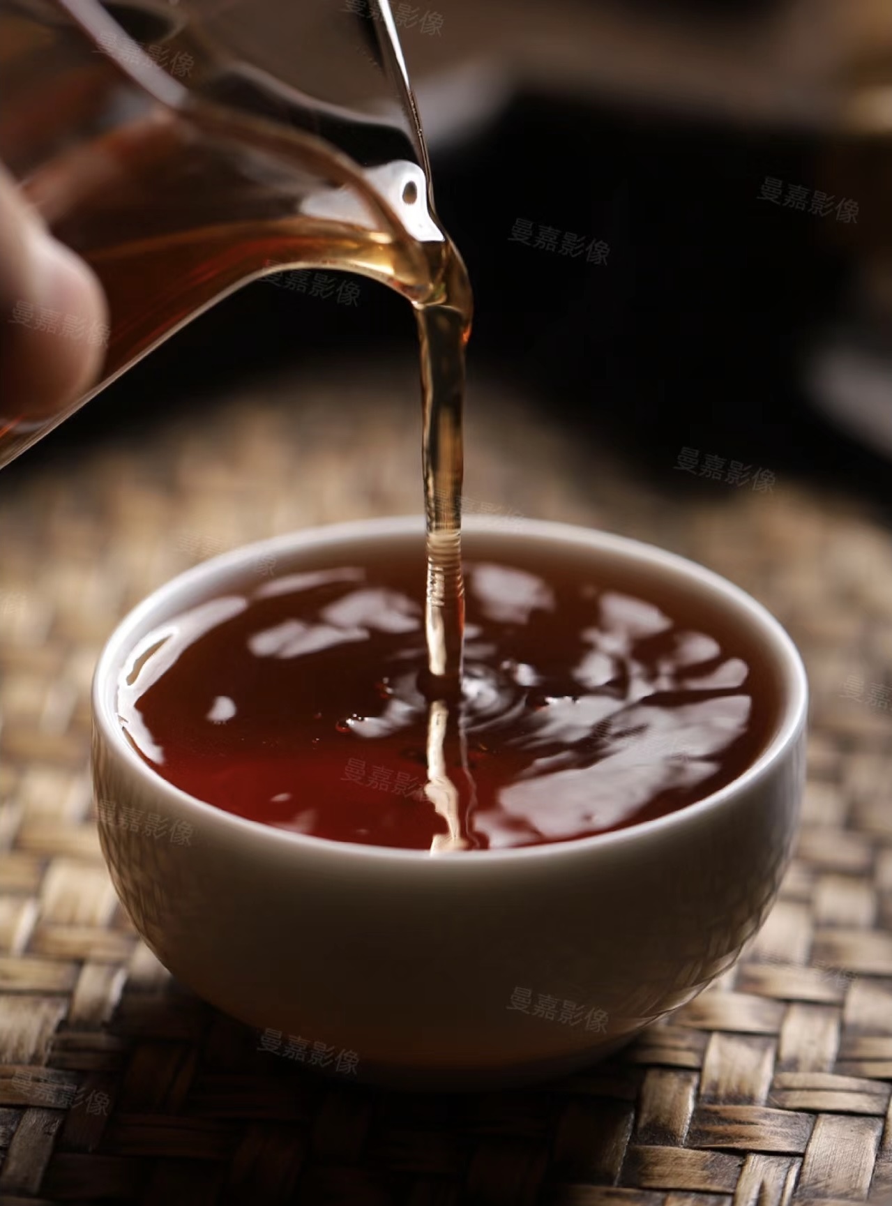 饼状普洱：最经典，最常见的形状。一筒七饼 配图2