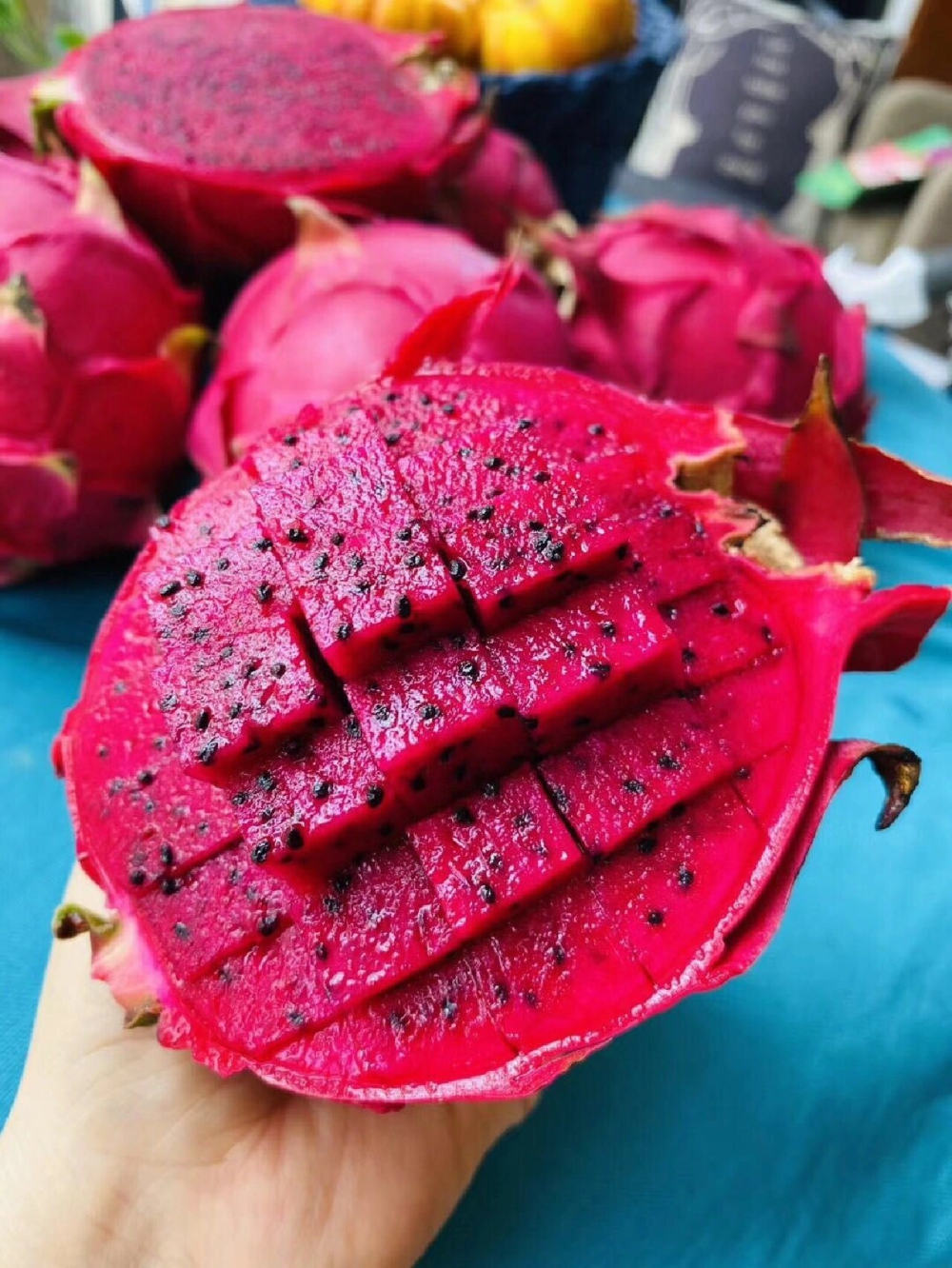 红心火龙果🌵，甜甜的可好吃😋了～ 香甜饱 配图2