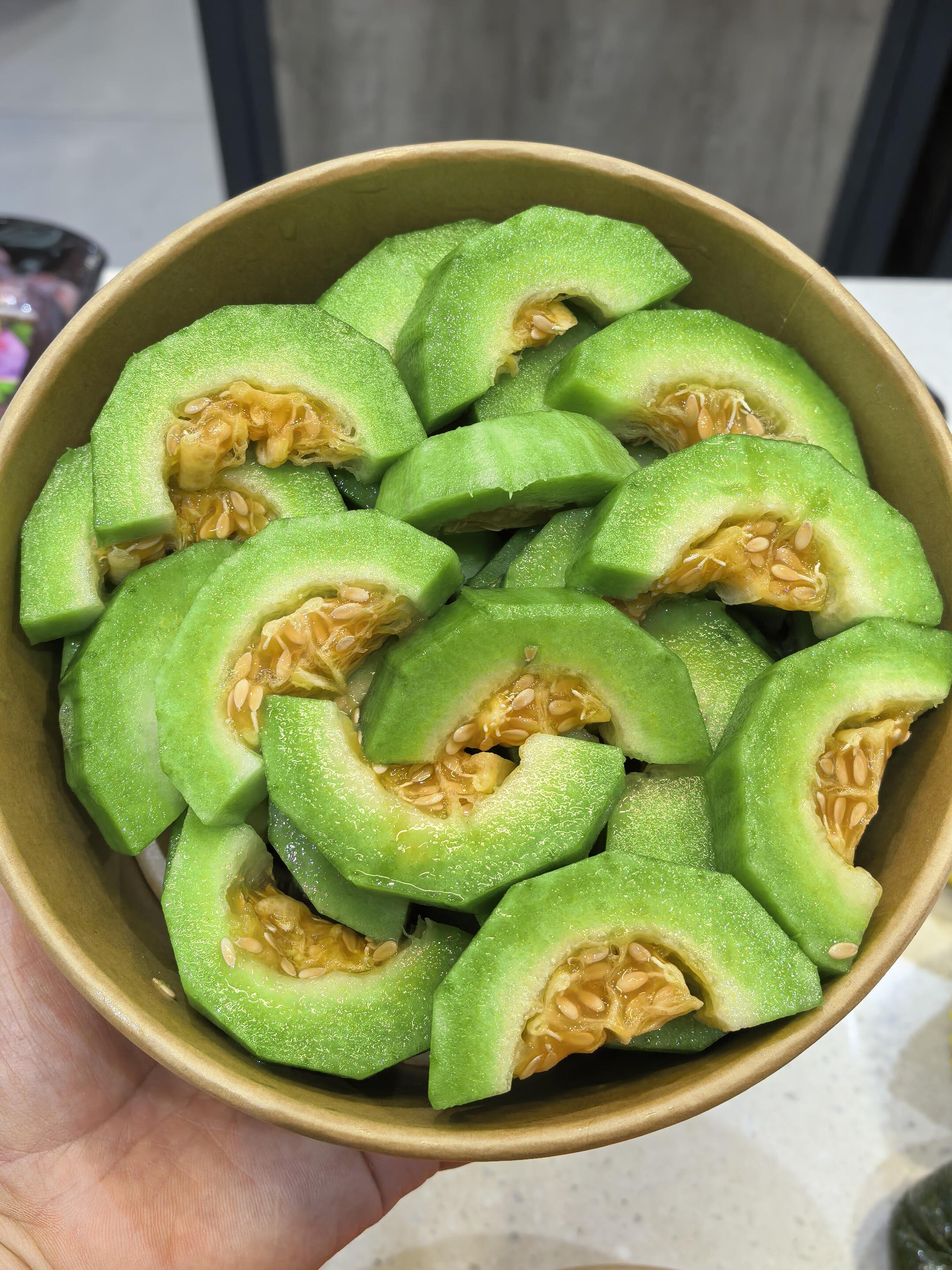 🍉 果切新鲜出炉！ 五颜六色的像彩虹～🌈 配图2