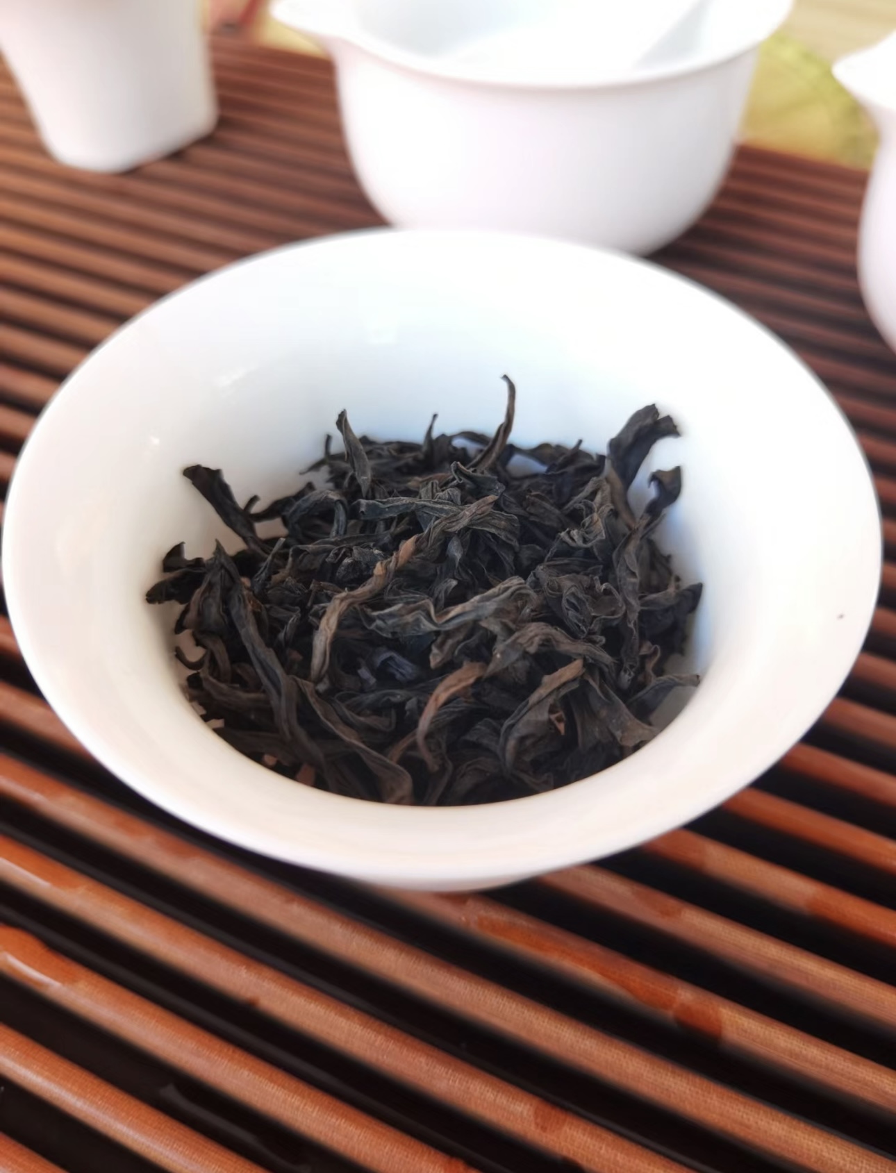 叶片精致，茶香四溢，那浓郁的桂皮香中还混 配图1