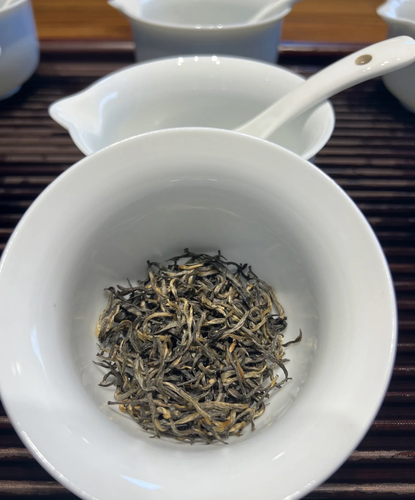 优质茶叶，传统工艺。茶香绕梁，口感顺滑。 配图1