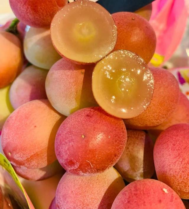 💁 新品上市，妮娜皇后🍇 梦幻口感，入口 配图2