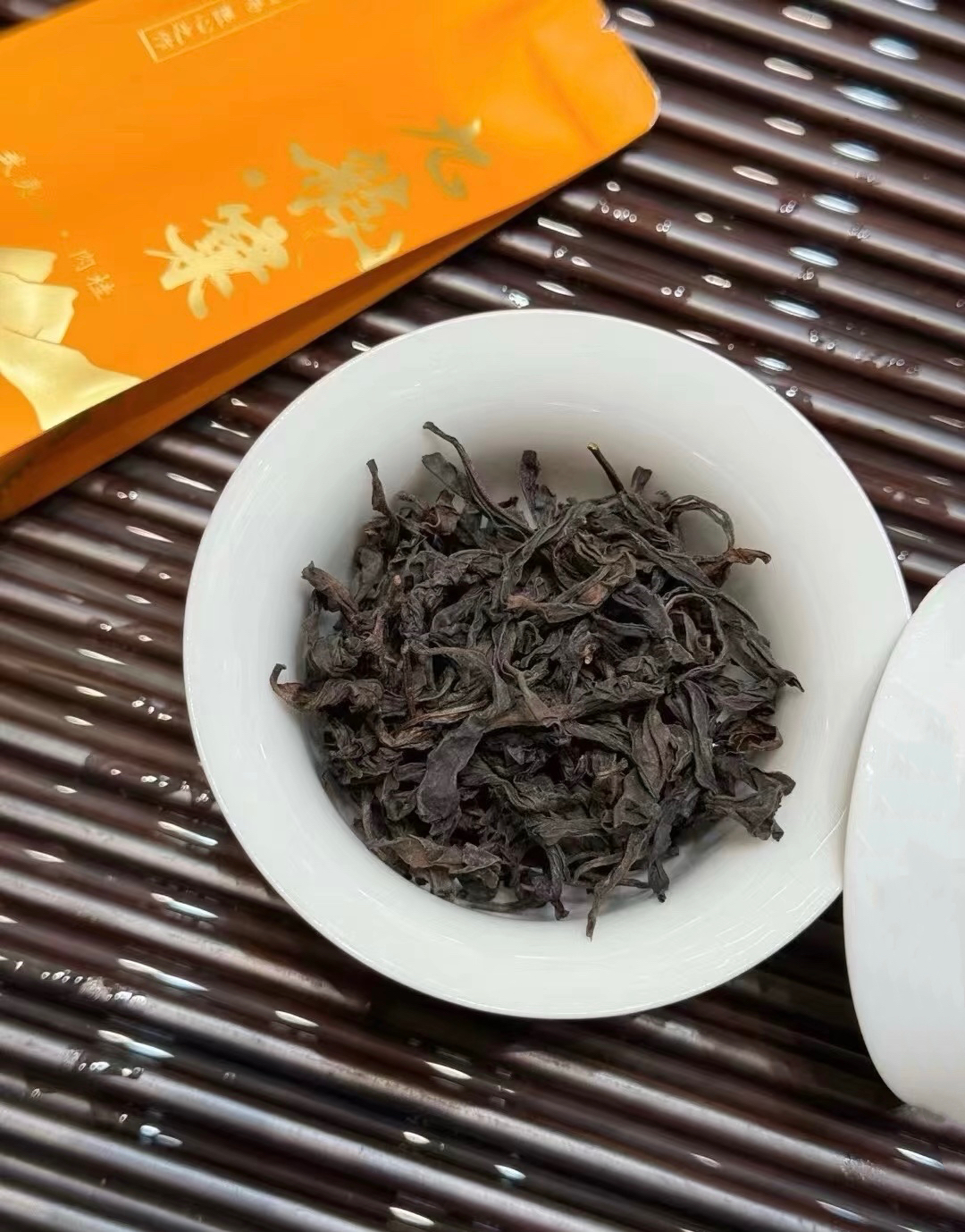 茶品即人品，爱喝茶的人，人品不会太差。  配图2