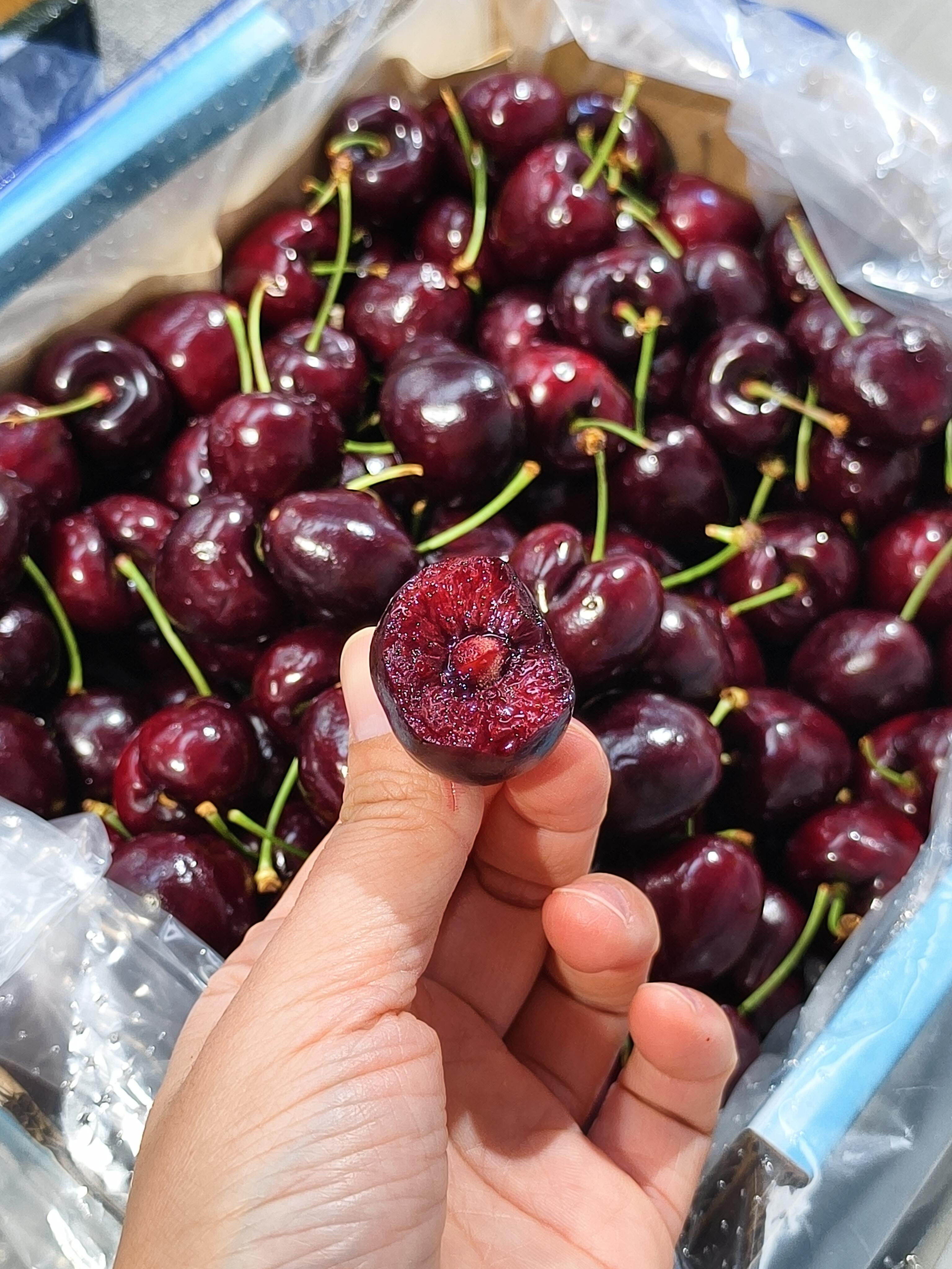 车厘子🍒 女人补血必备，果肉深红有光泽🌟 配图1