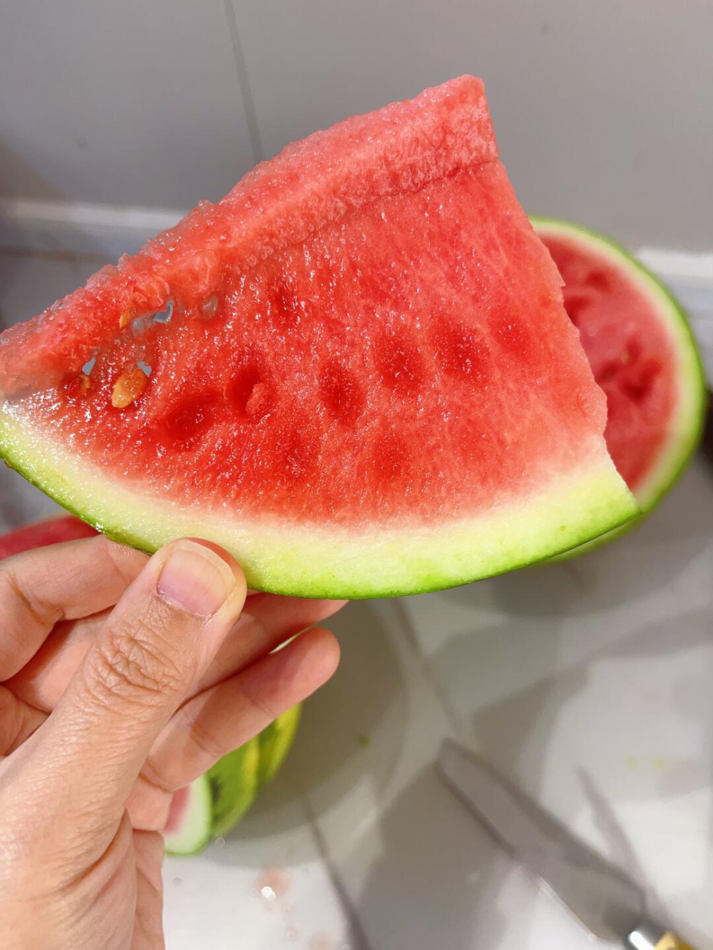 你们那🍉多少💰暖气屋里吃西瓜🍉想想都过瘾 配图2
