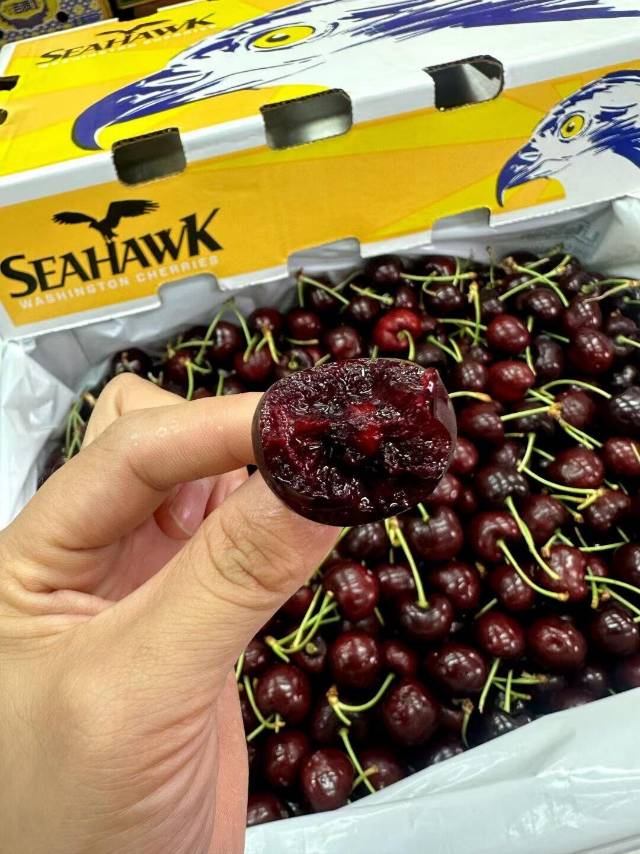 🍒 新鲜车厘子火速到店！颜值封神的实力派 配图1