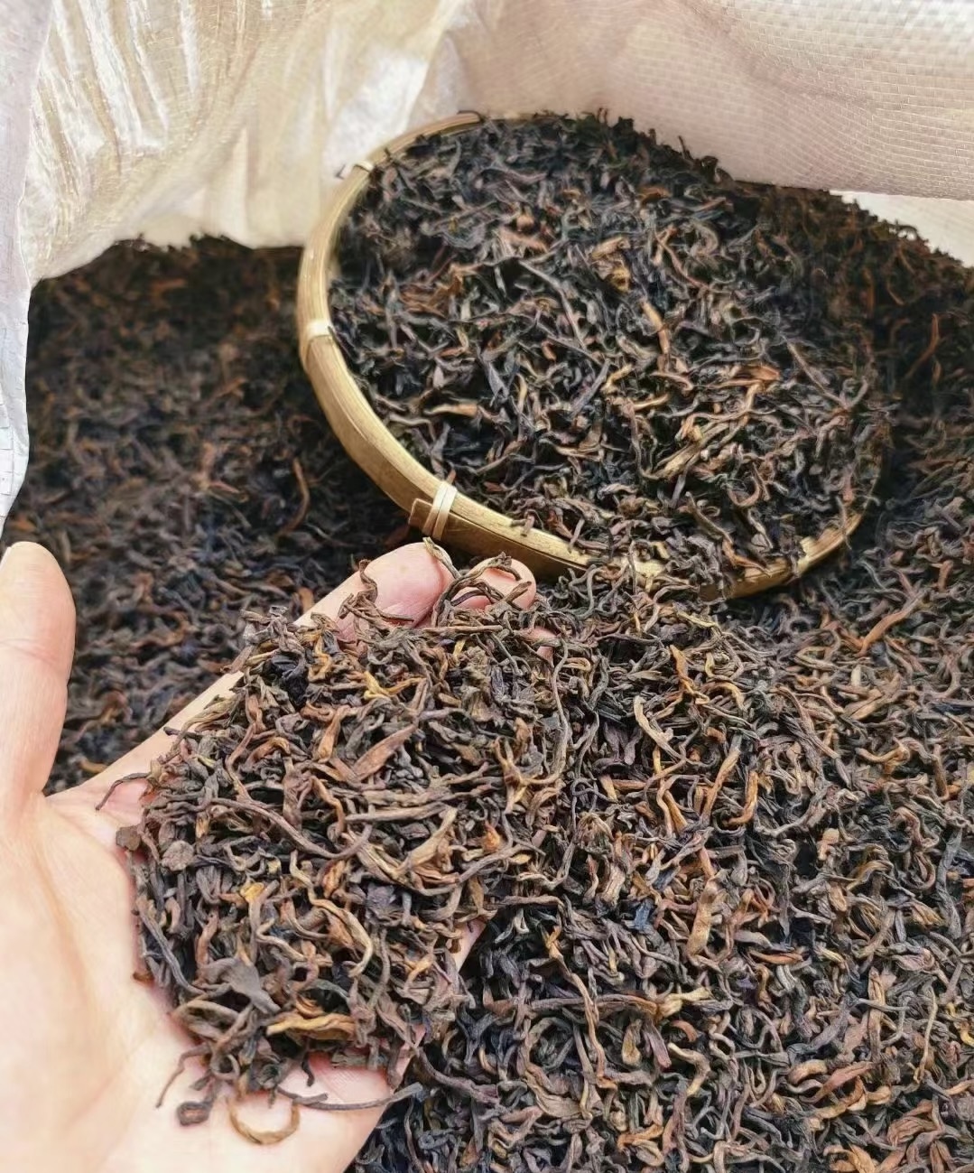 品味自然芬芳，感受茶叶魅力。精选优质茶叶 配图1