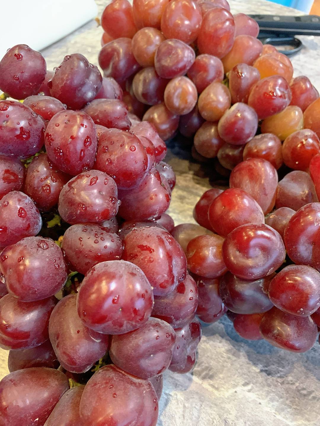 🍇口感脆甜又高颜值的葡萄，非它莫属👉“  配图2