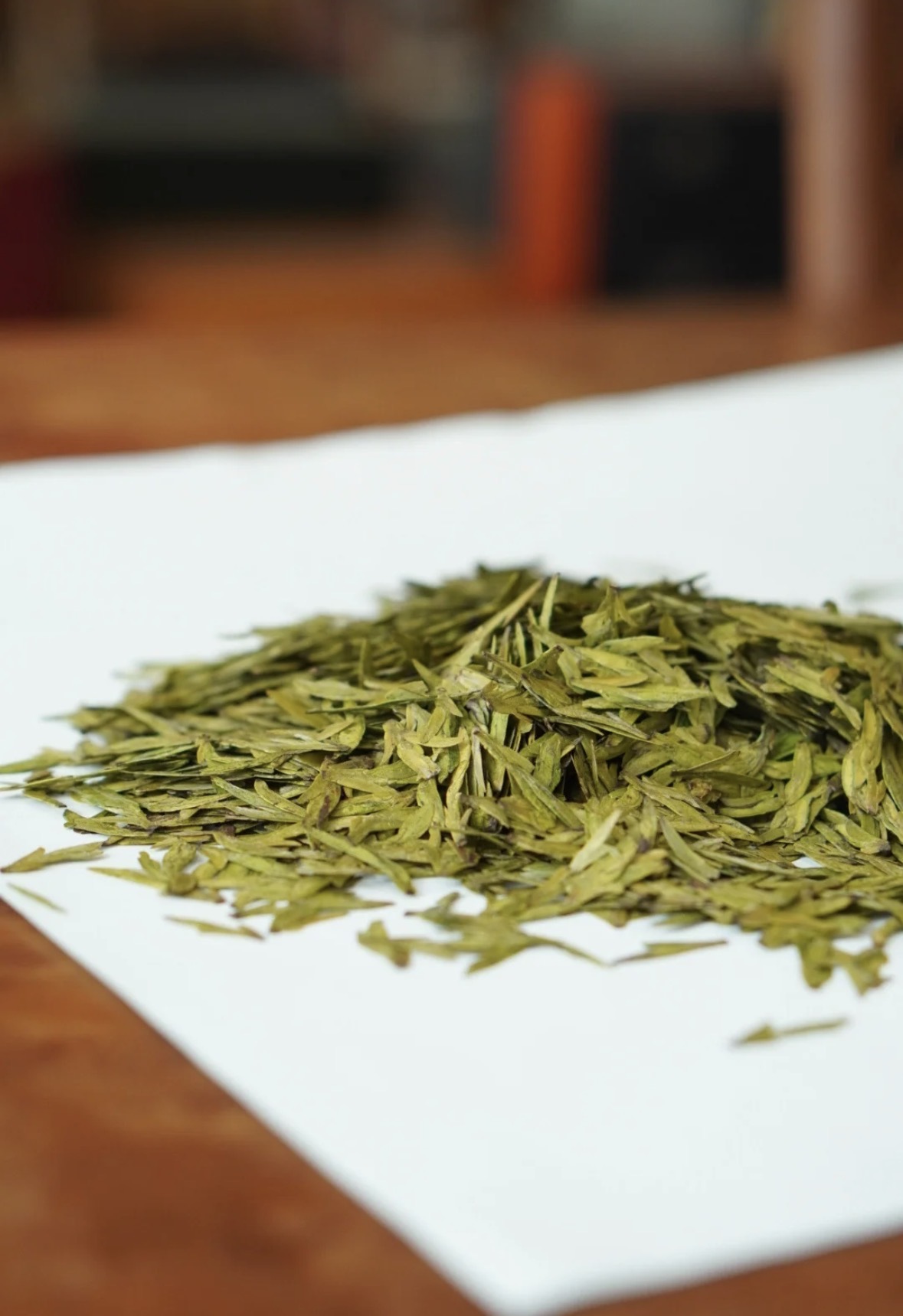 春茶贵如金，明前抢先尝。手工辉锅，豆香馥 配图1