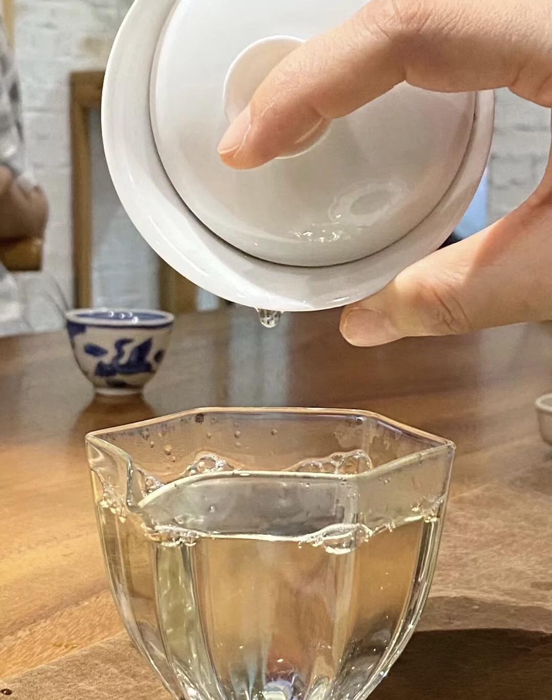白毫银针 毫香甜香馥郁 茶汤鲜爽甘甜 物 配图3