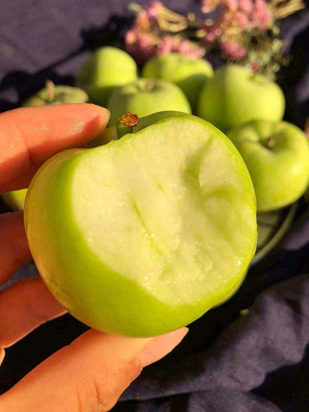 🍏清甜先化在舌尖蔓延至一丝微酸，再由酸回 配图2