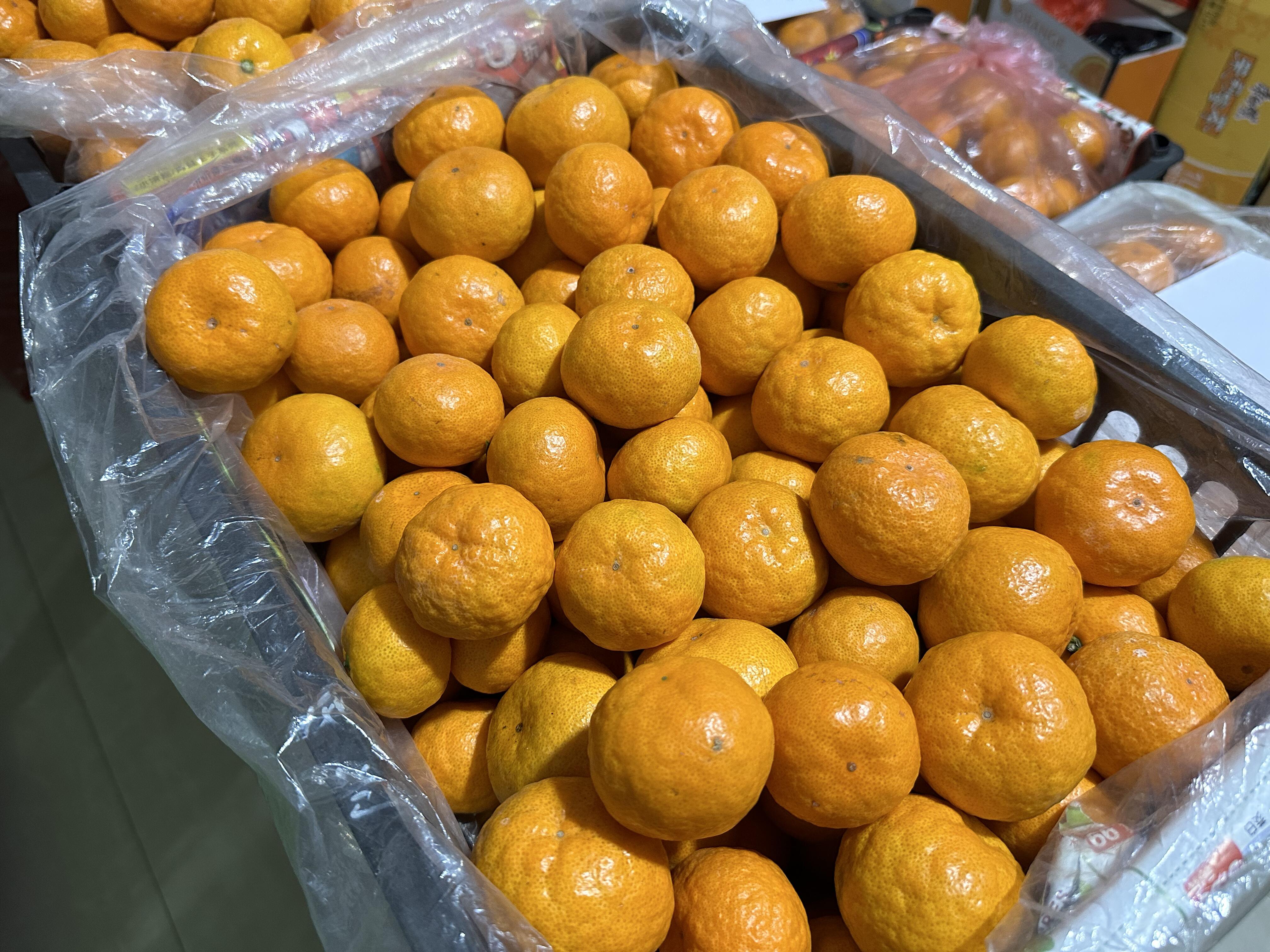 🍊®️涌泉蜜橘到新 果面真的如同爆开一样 配图3