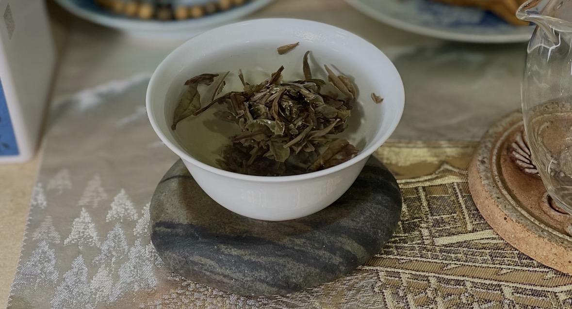 • 牡丹龙珠，一颗藏山海，一泡见花香 • 配图2