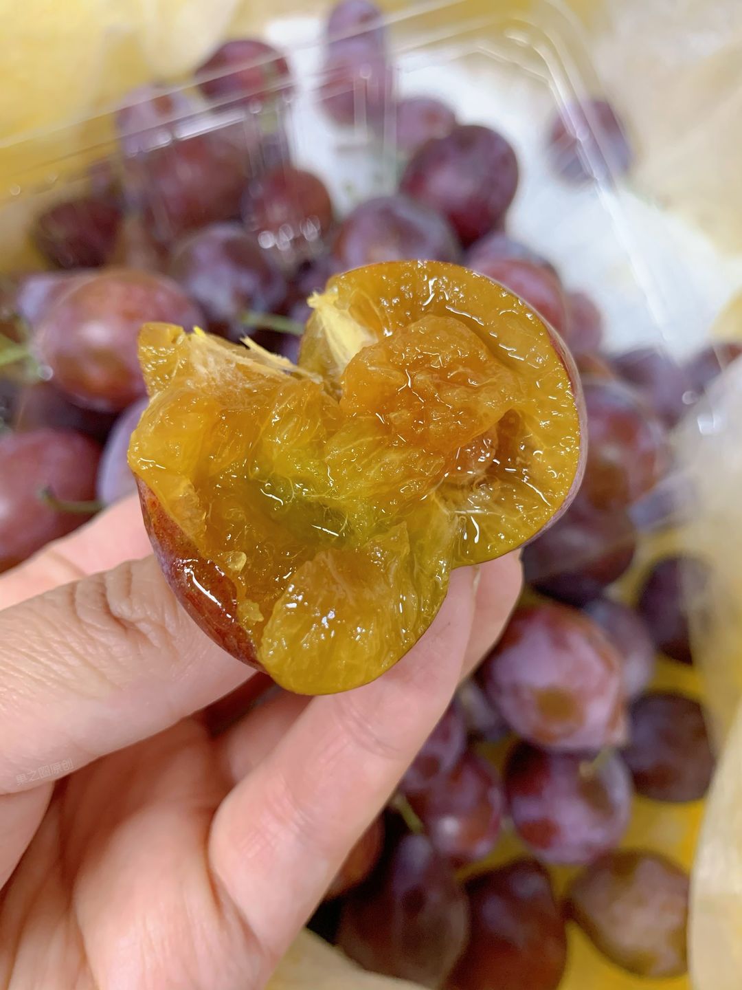新鲜水果，是日常标配🍍🍇 果香四溢，每一口都幸福💦 酸甜清爽 配图4