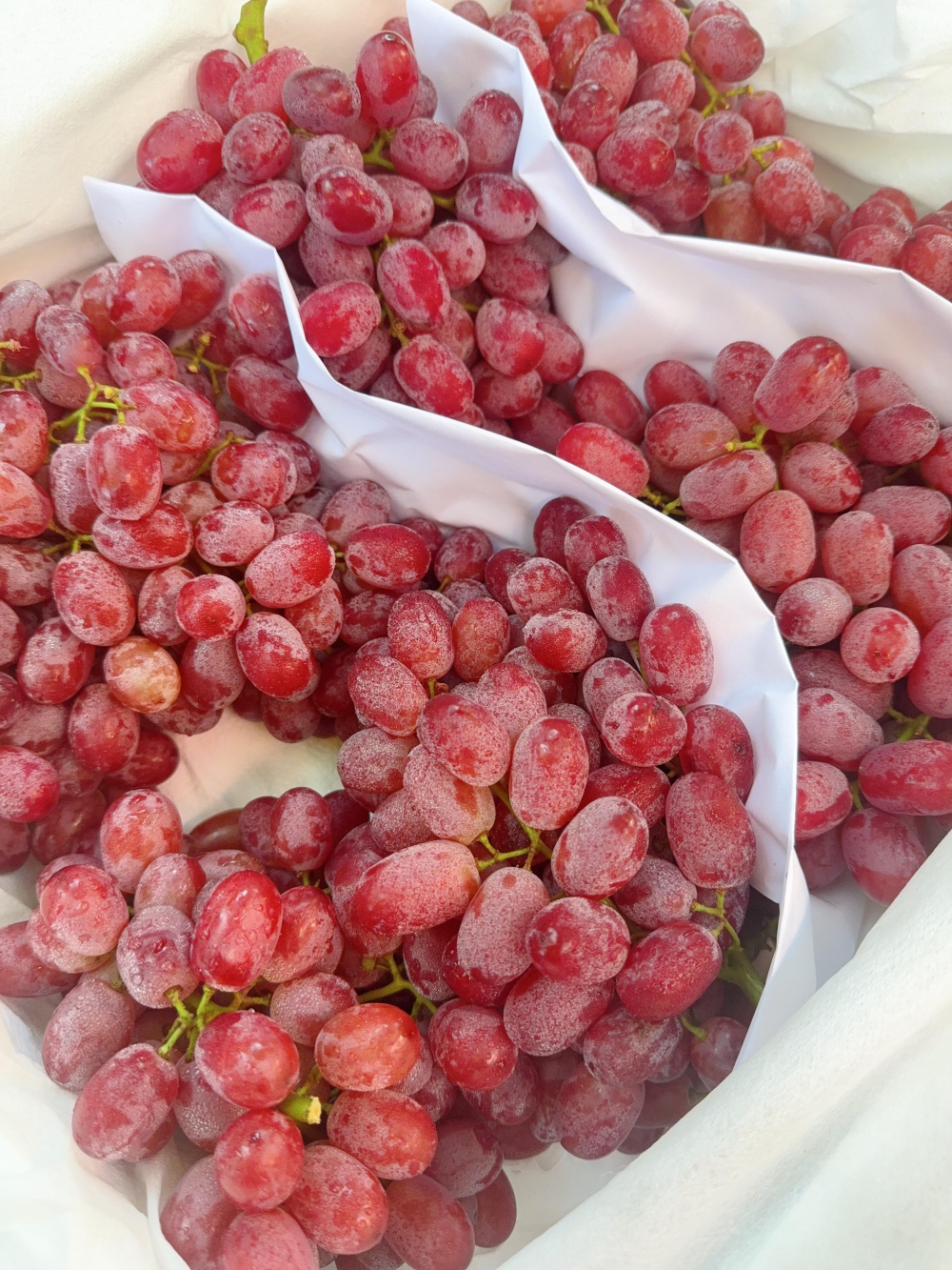 🍇无籽红提突出无籽红提无需吐籽的便捷性， 配图2