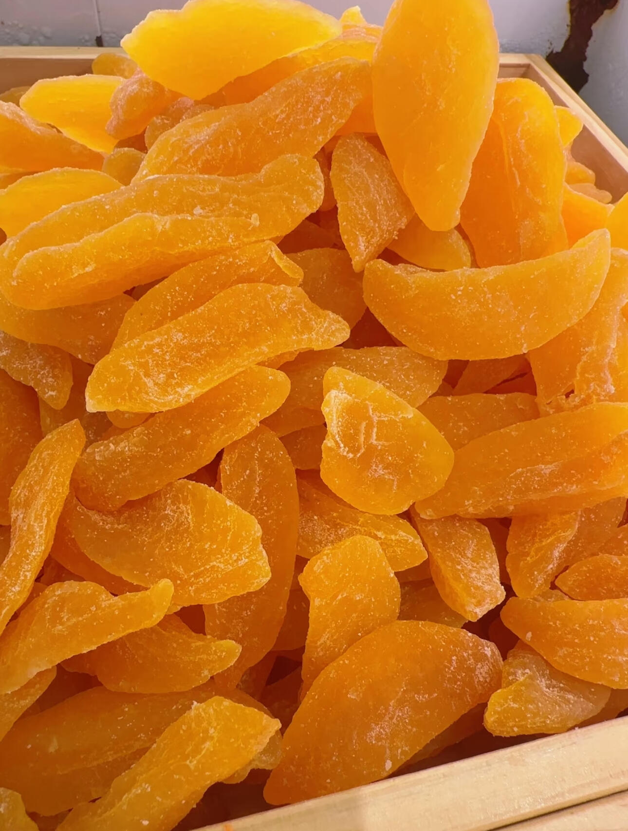 🤩这款黄桃干所选的都是自然成熟的优质黄桃 配图3