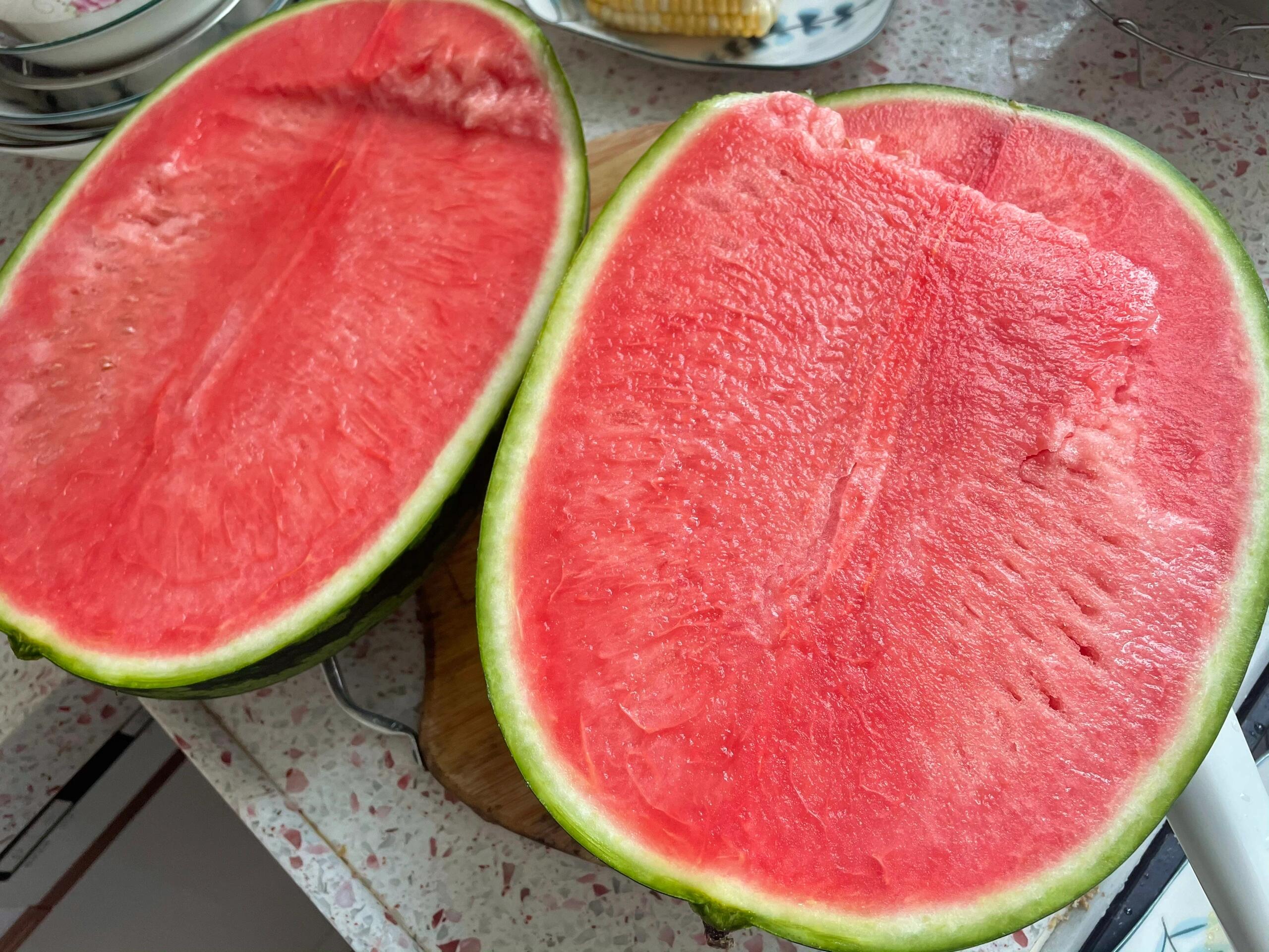 🍉天气一热西瓜就来了‼️ 切开那一瞬间真 配图2