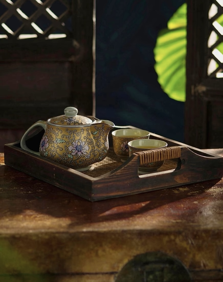 人生就像一杯茶，第一口苦，第二口涩，第三 配图3