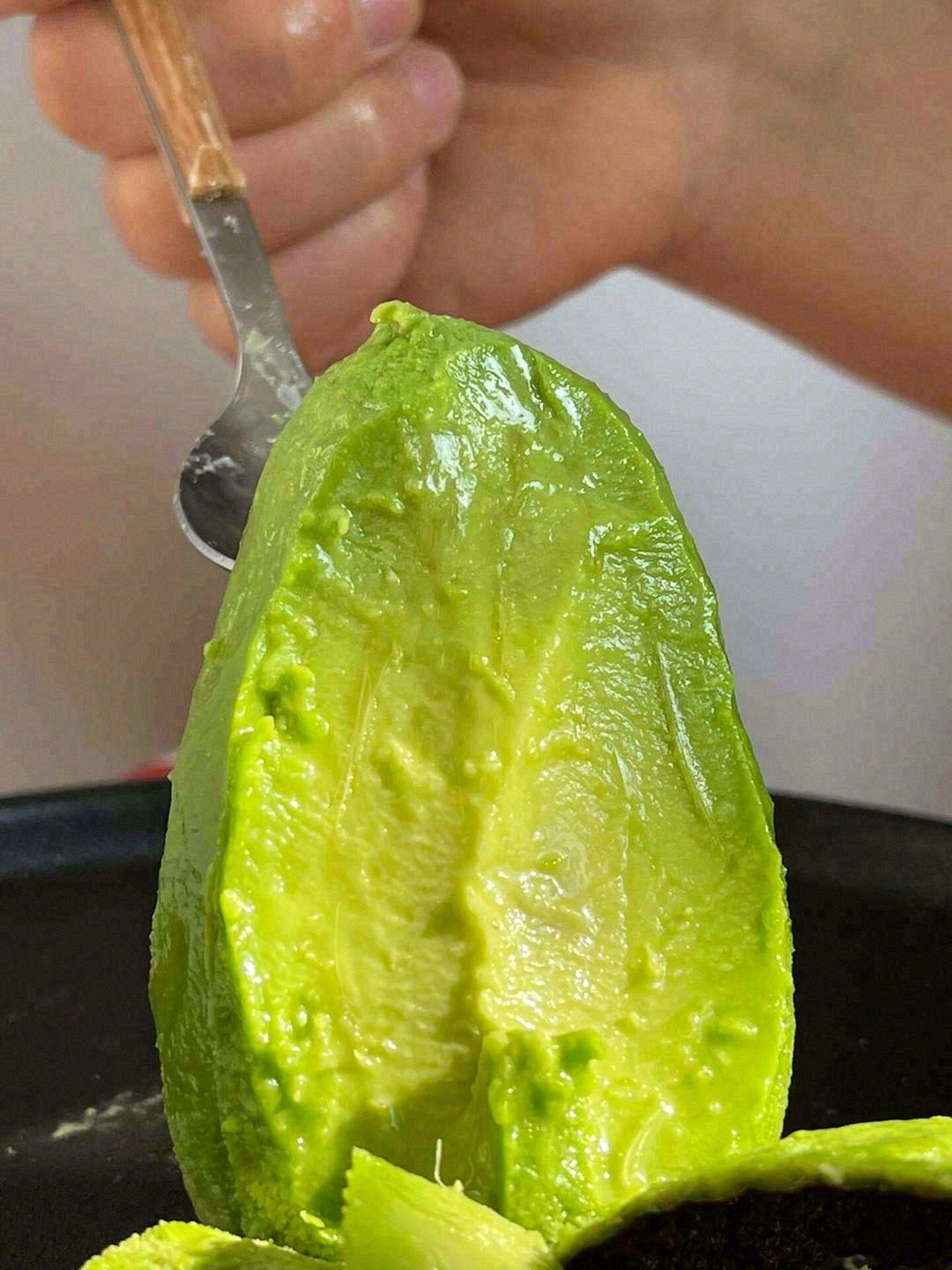 生活可能就像牛油果🥑一样，起初平淡无奇， 配图3