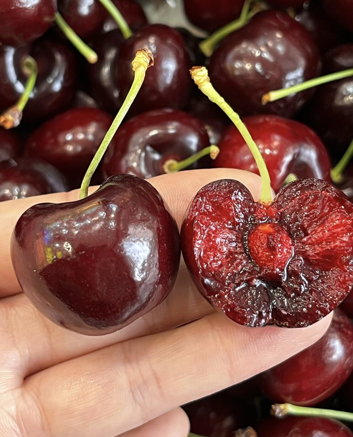 🍒 新鲜车厘子火速到店！🔥 颜值封神的实 配图1