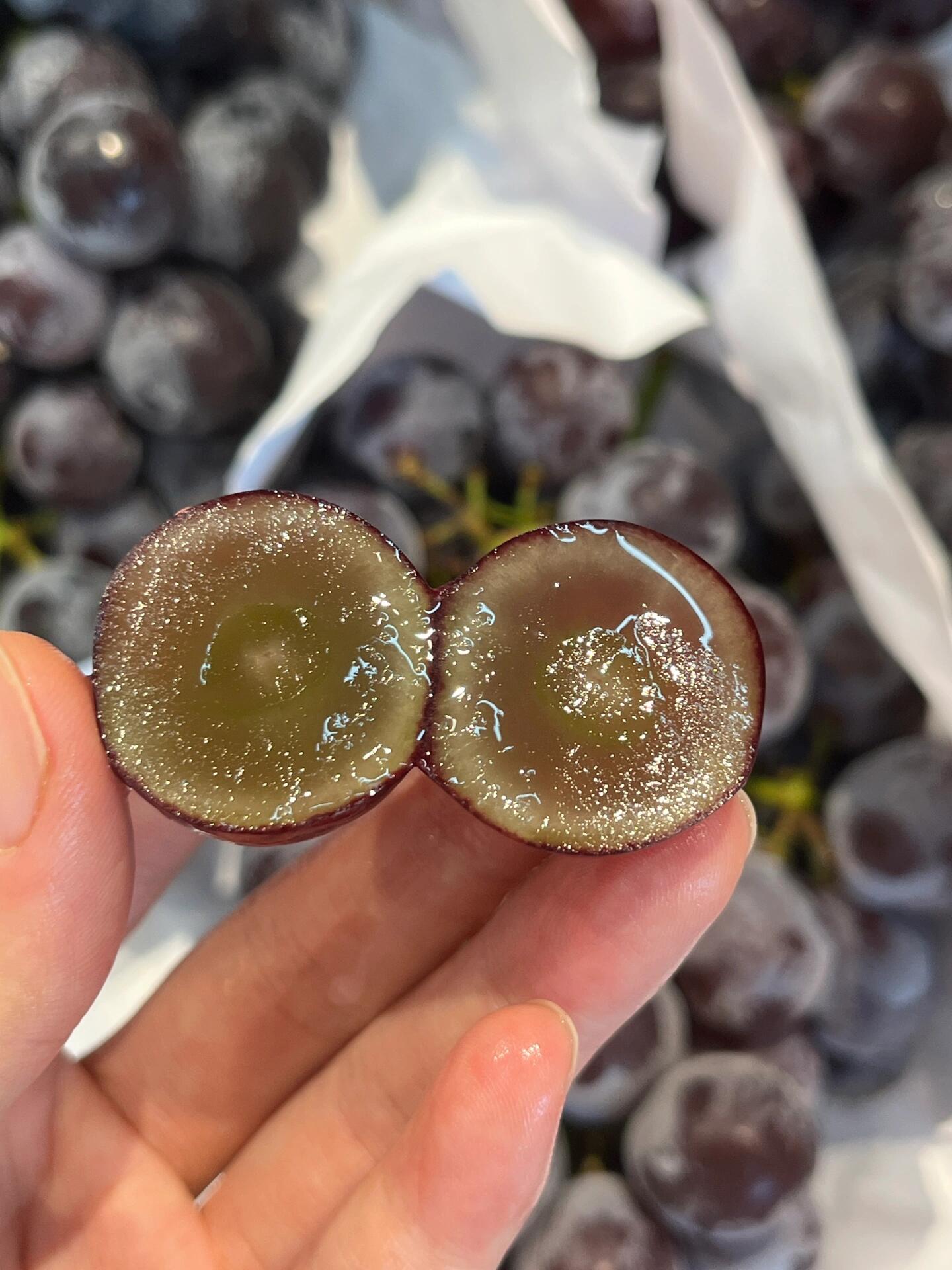 【超级好吃巨峰葡萄🍇】 ♥️甜蜜推荐👉巨 配图1