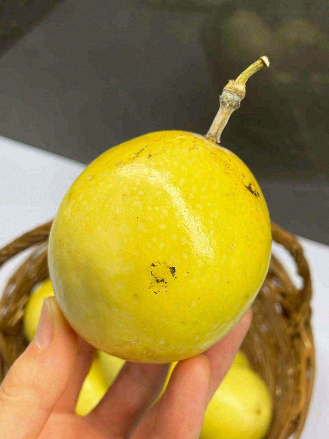 轻松抿一口😋，一嘴就是满满的香甜味道🍭  配图3