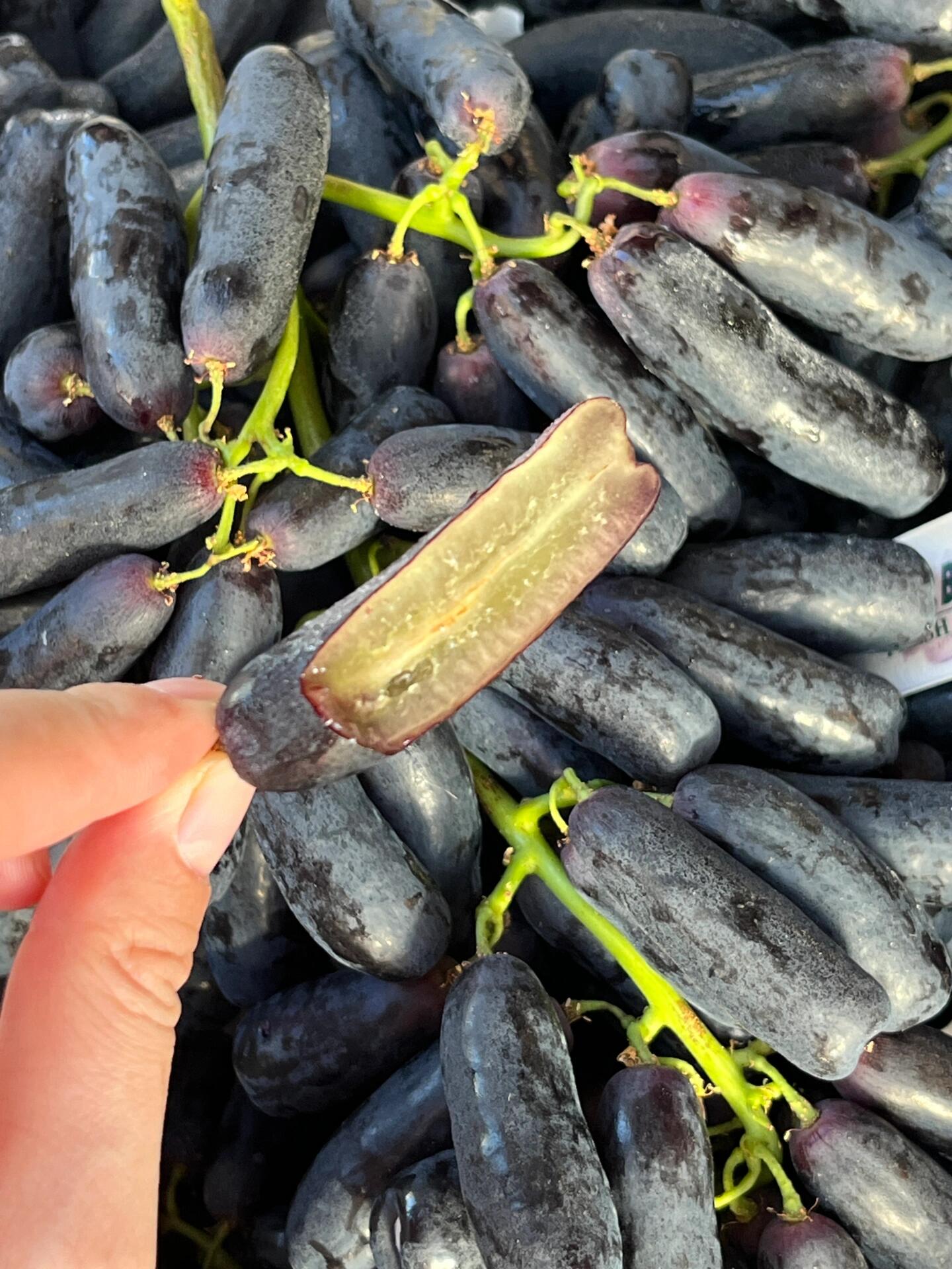 💅美人指蓝宝石🍇 香甜清爽，皮薄如丝，摘 配图1