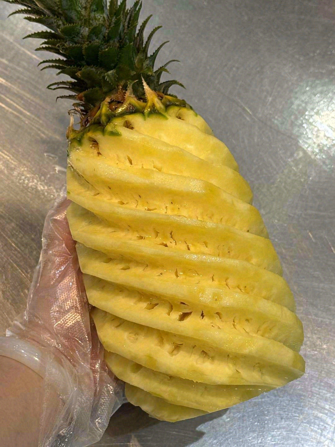🍍闻着香，吃着甜的一款菠萝😎 一口清甜脆 配图3