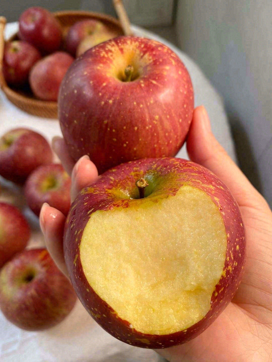 🍎苹果清香浸润整个口腔，“咔嚓咔嚓”几口 配图3