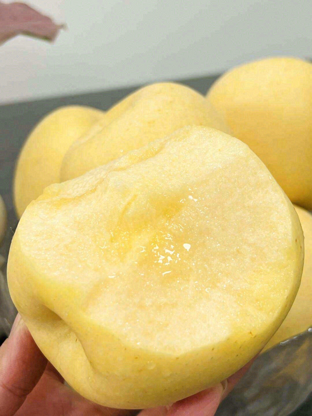 甜如蜜糖的维纳斯苹果🍎 肉厚核小，“咔嚓 配图1
