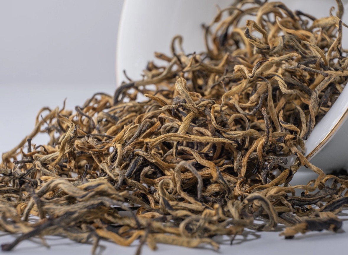 🌿 英德春茶 · 鲜不可挡 头春头采，芽 配图2