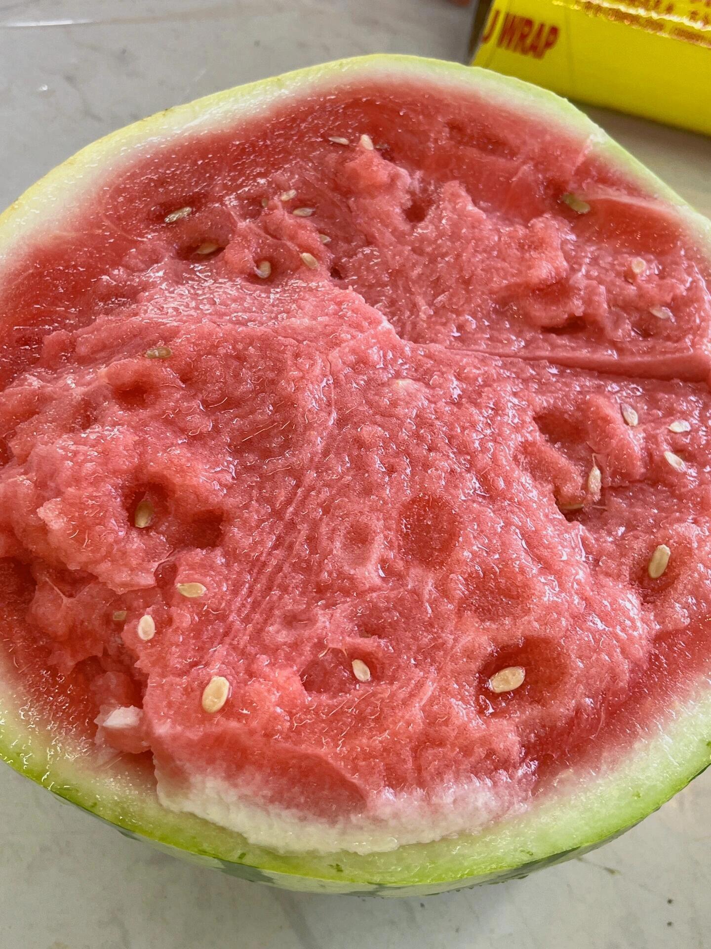 西瓜味的夏天🍃 生活很苦，但西瓜🍉很甜a 配图2
