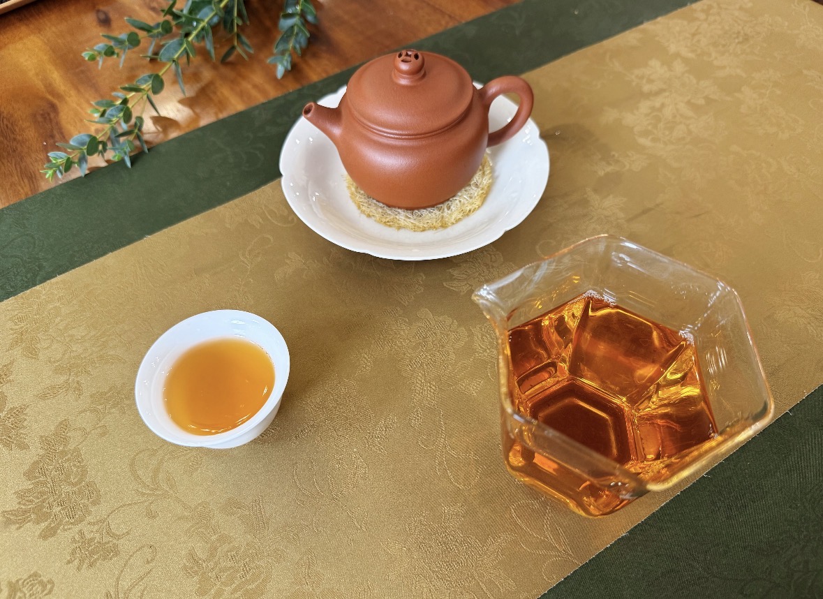 一杯宜红，半盏江南🍃 藏着阳羡千年茶韵， 配图3
