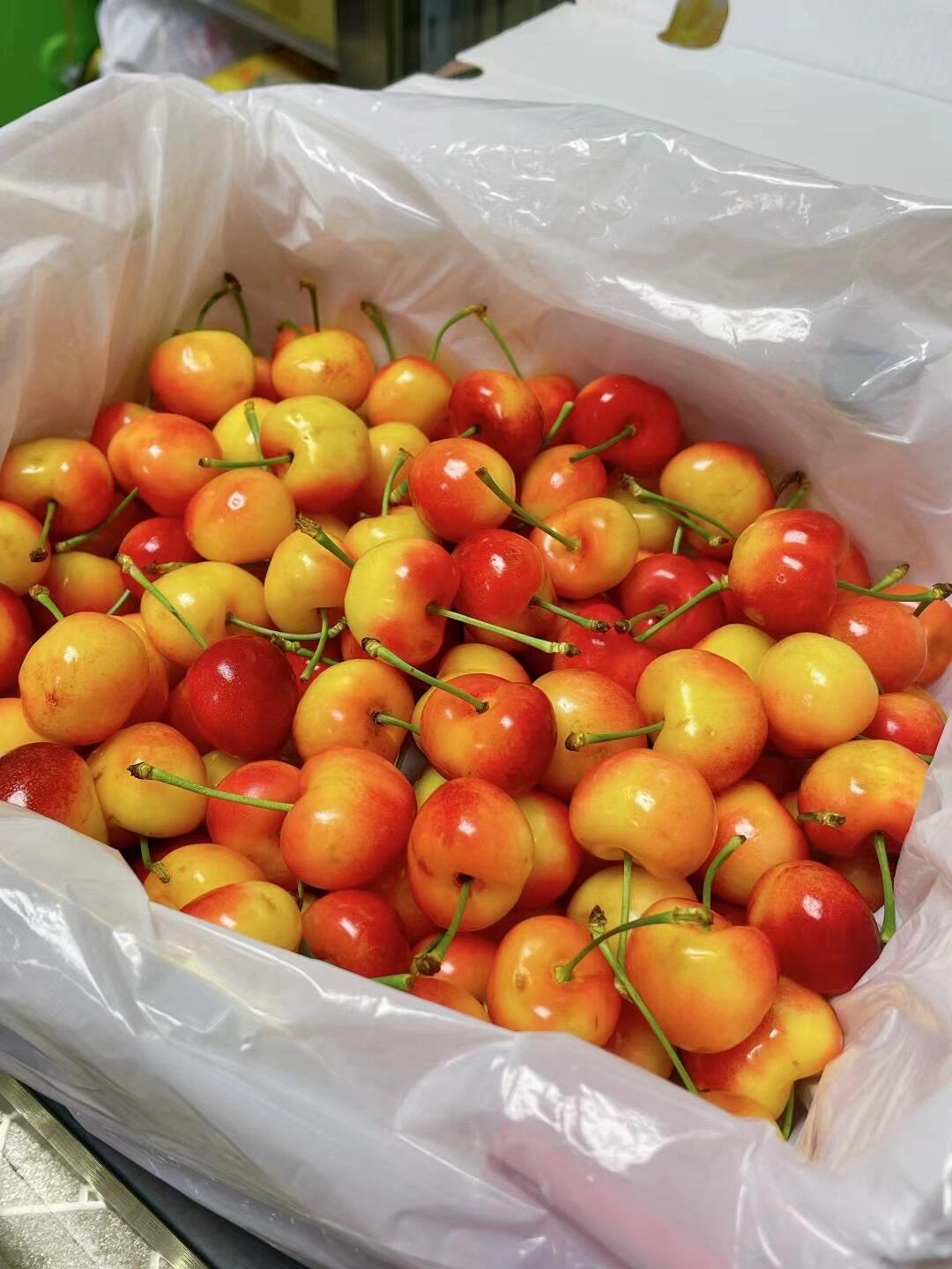 🌟进口黄金车厘子🍒 颗颗金黄诱人人，果肉 配图2
