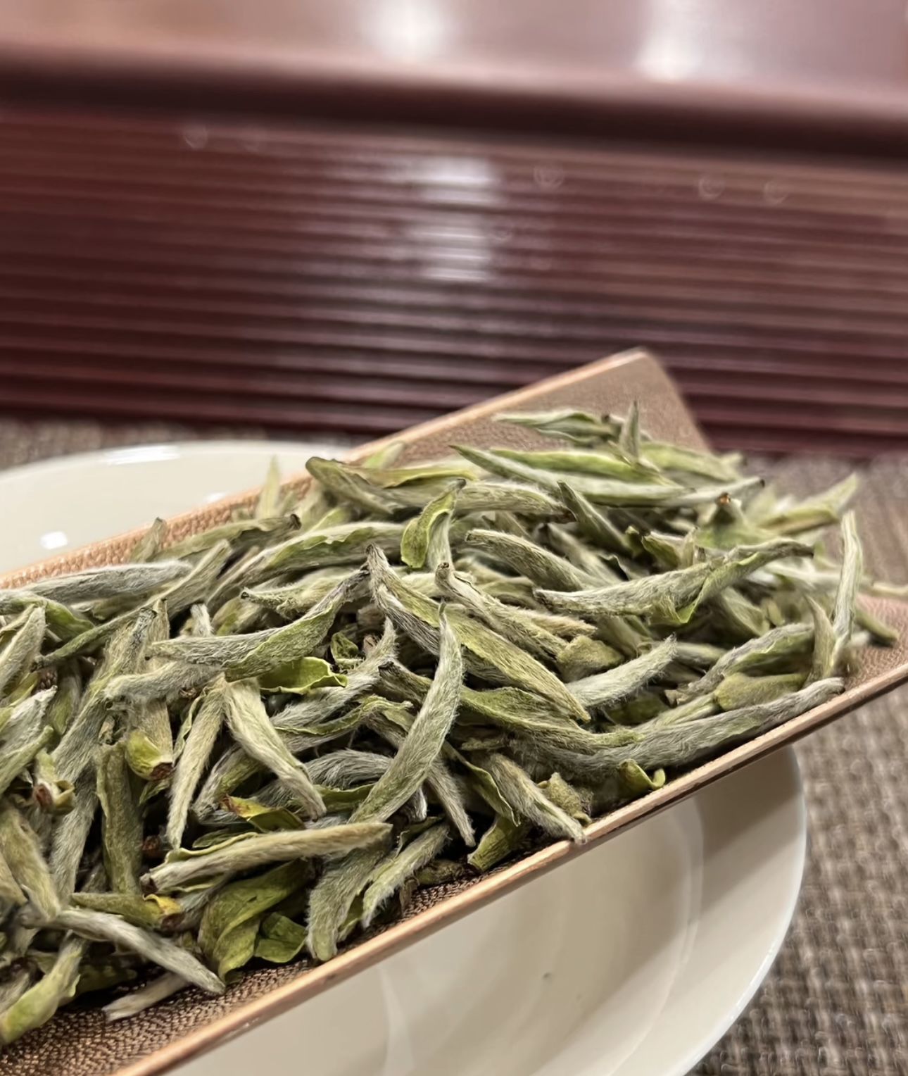 “白毫银针，茶叶中的白富美！”? 是中国 配图1