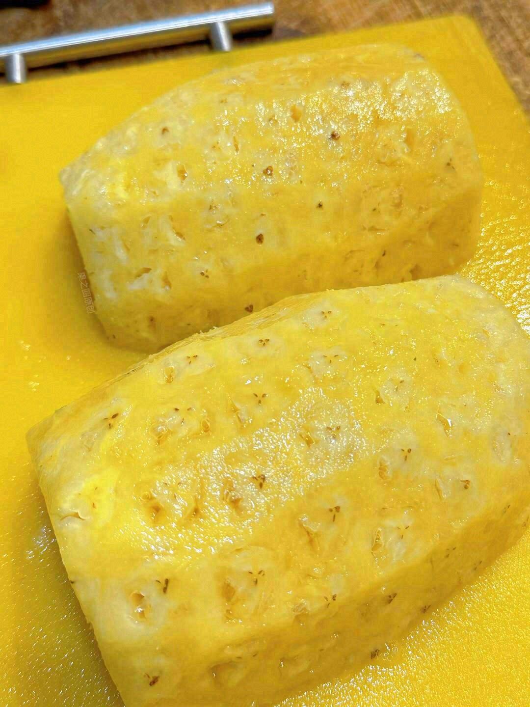 🍍凤梨香得离谱！ 果肉金黄爆甜，热带香气 配图1