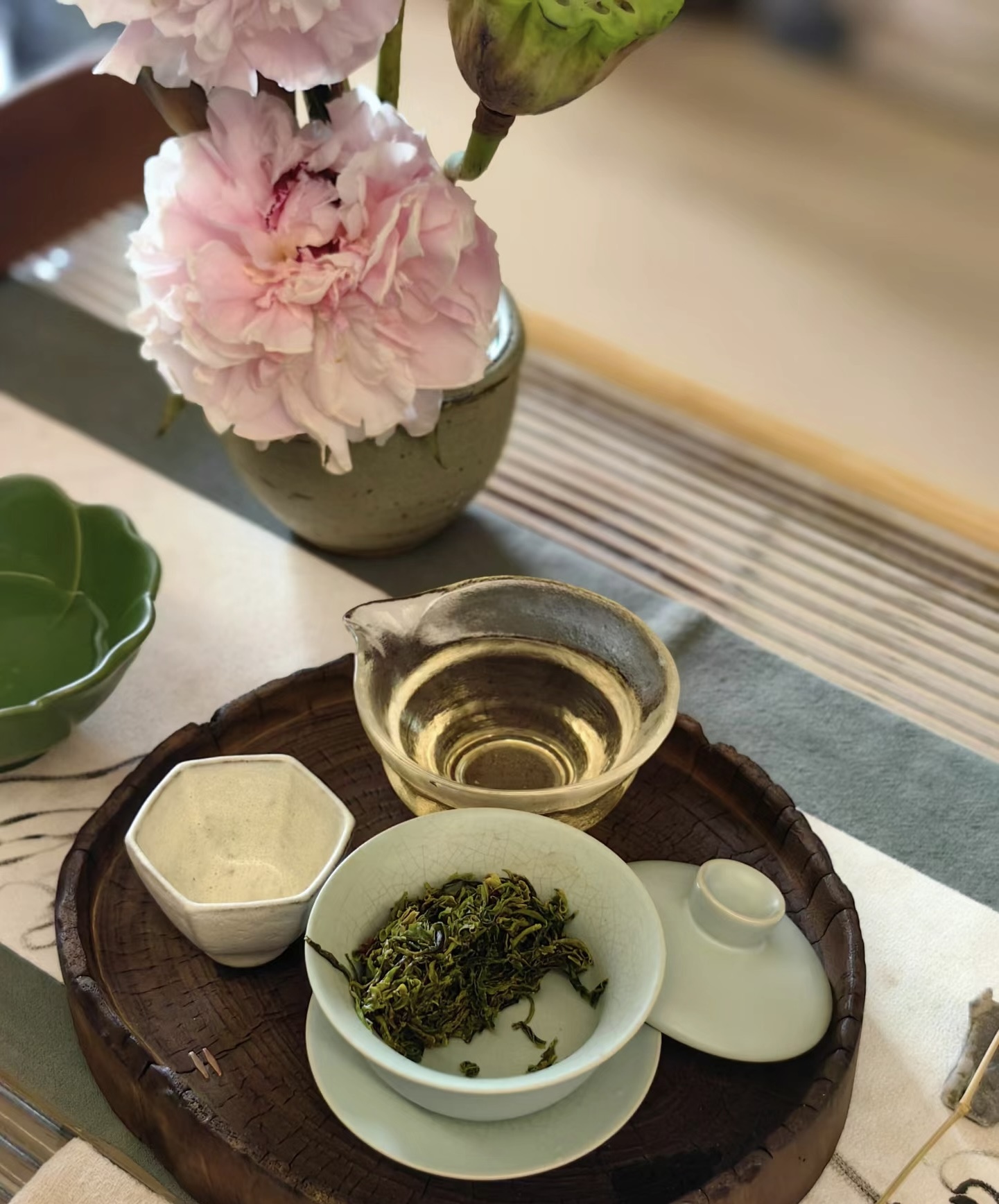 一杯茶，一份情。我们的茶叶品质卓越，滋味 配图3