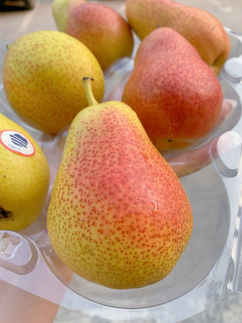 🍐有特殊的香味和和口感，带皮吃都不觉得涩 配图3