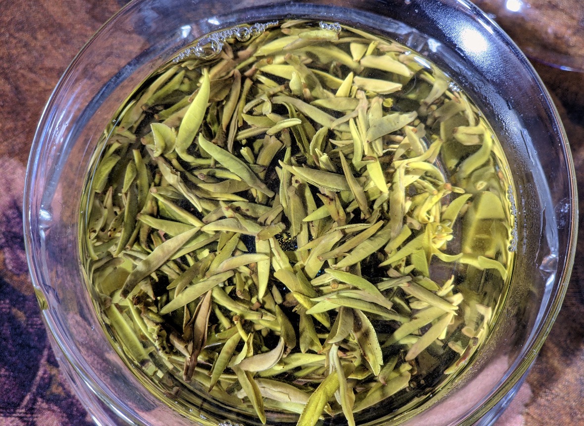🍵 非遗工艺·蒙顶黄芽 芽嫩如金，汤亮似 配图2